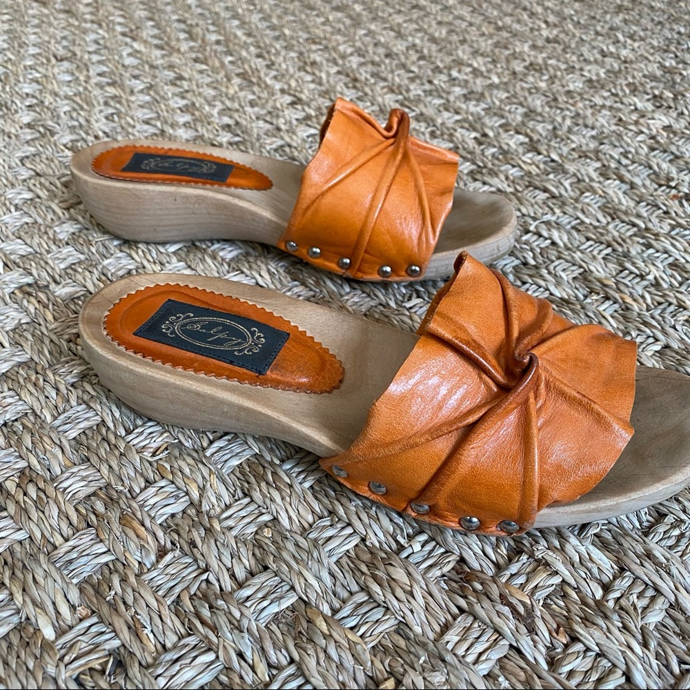 (Sold) SALPY Handmade Leather Wood Sandal Slide Anna in Burnt Orange with Studs - Picture 7 of 12